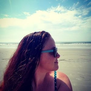 Meet your Posher, Amie